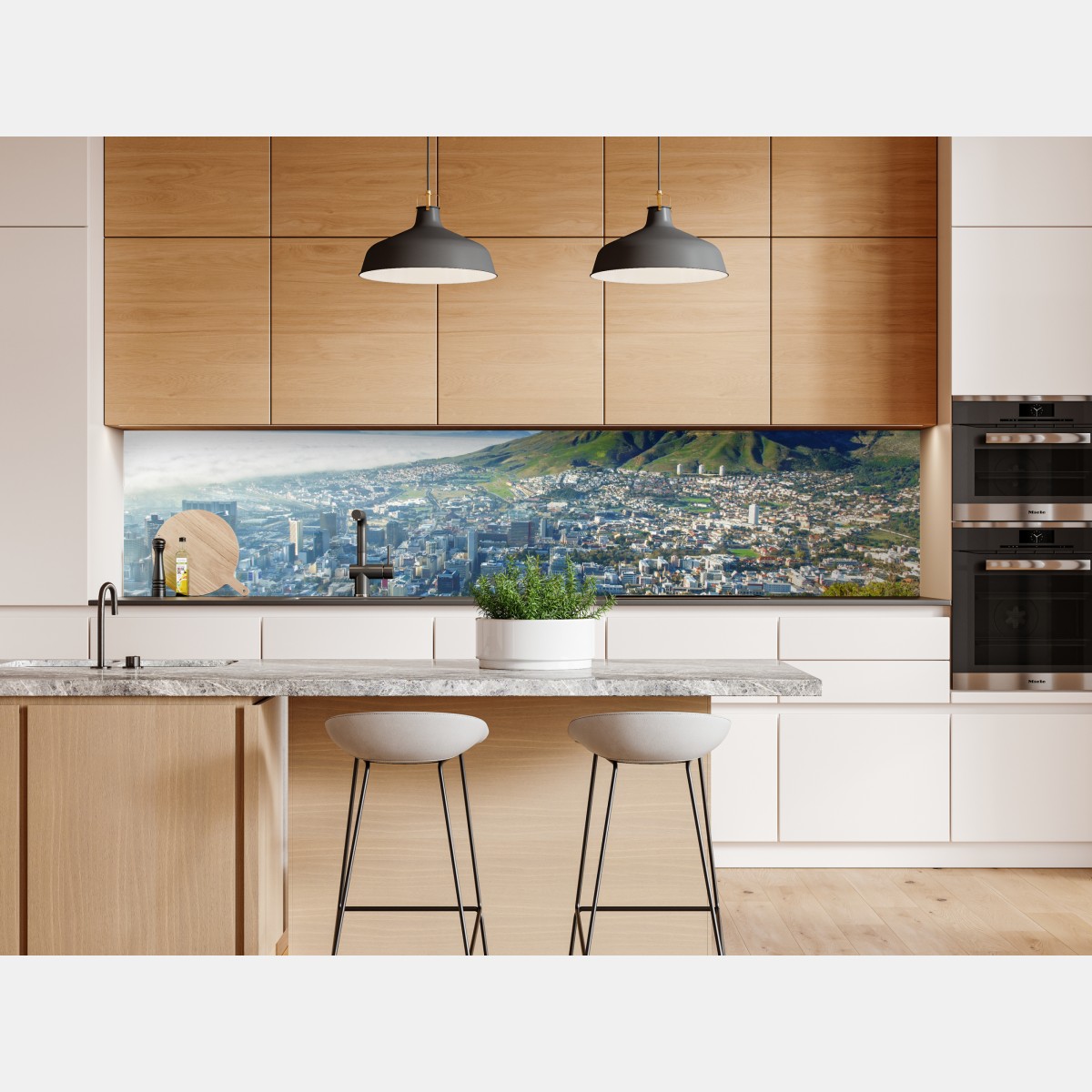 Naklejka repozycjonowalna miejska panorama z górami i błękitnym niebem – Wallissimo® Naklejka repozycjonowalna miejska panorama z górami i błękitnym niebem – Wallissimo®