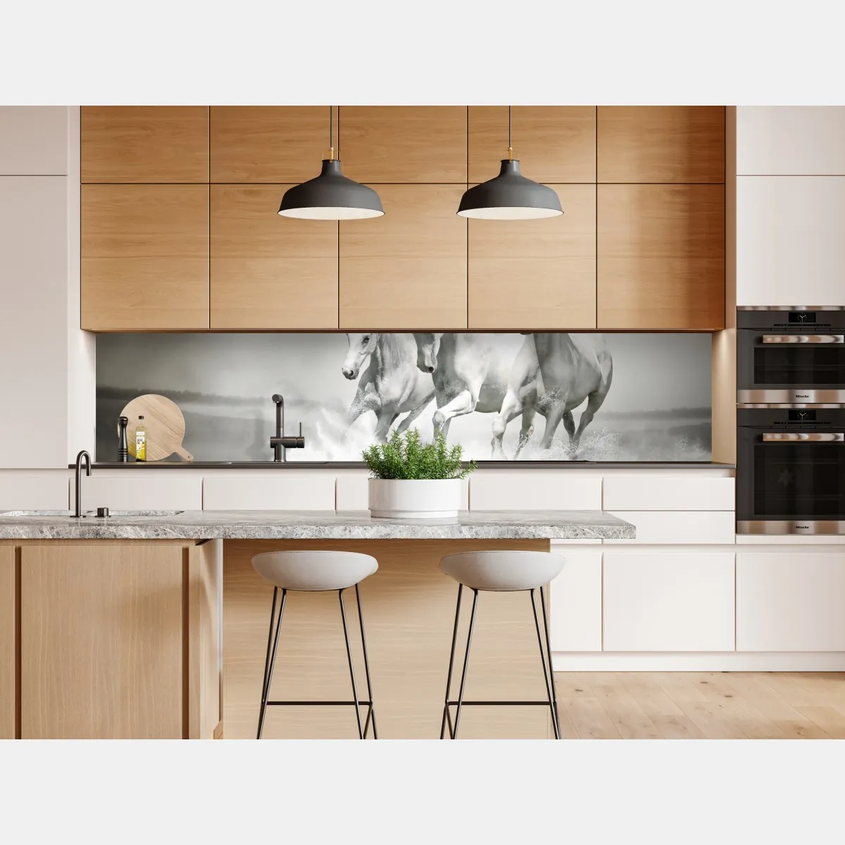 Naklejka repozycjonowalna trzy białe konie galopujące przez wodę – Wallissimo® Naklejka repozycjonowalna trzy białe konie galopujące przez wodę – Wallissimo®