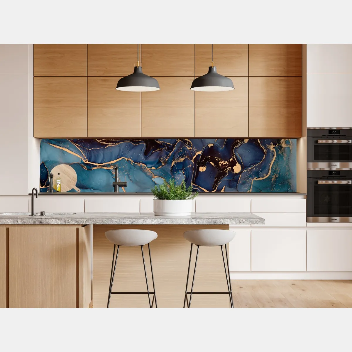 Naklejka repozycjonowalna głębokie oceaniczne błękity ze złotymi żyłami – Wallissimo® Naklejka repozycjonowalna głębokie oceaniczne błękity ze złotymi żyłami – Wallissimo®