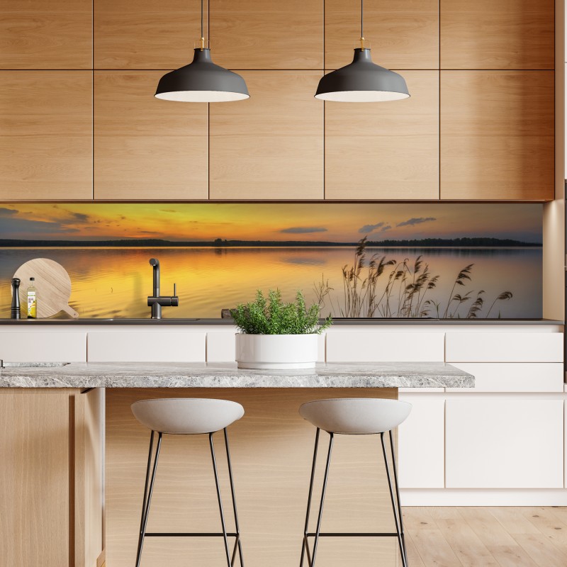 Naklejka repozycjonowalna złoty zachód słońca nad jeziorem – Wallissimo® Naklejka repozycjonowalna złoty zachód słońca nad jeziorem – Wallissimo®