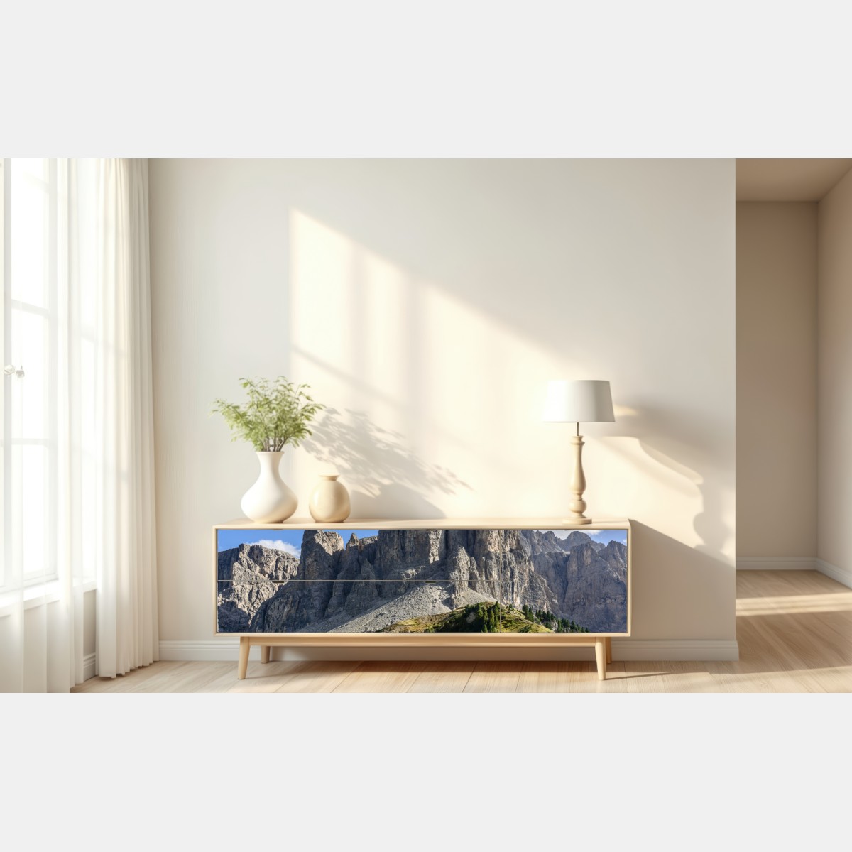 Naklejka repozycjonowalna majestatyczne alpejskie szczyty nad zielonymi zboczami – Wallissimo® Naklejka repozycjonowalna majestatyczne alpejskie szczyty nad zielonymi zboczami – Wallissimo®