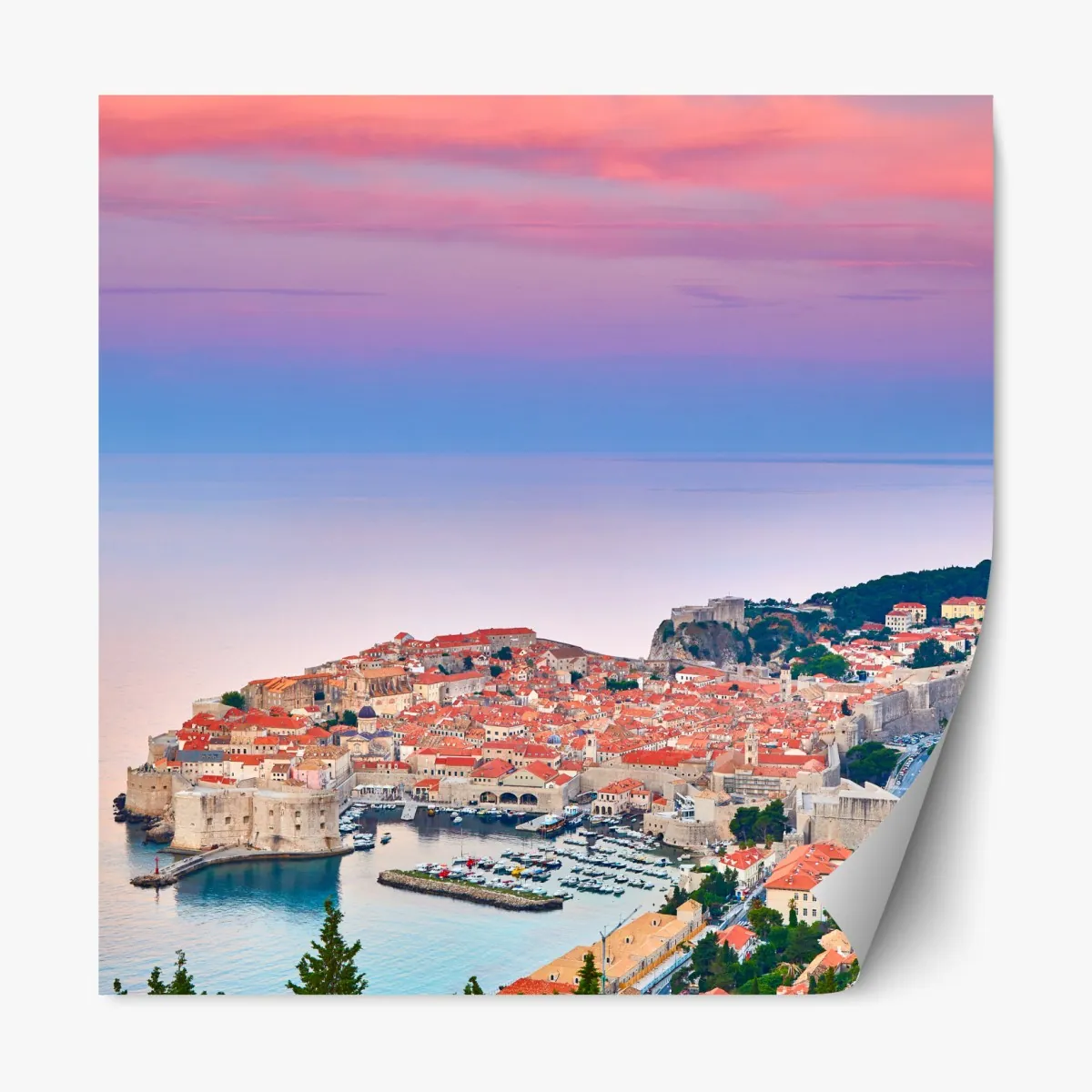 Naklejka repozycjonowalna Dubrownik stare miasto o zachodzie słońca – Wallissimo® Naklejka repozycjonowalna Dubrownik stare miasto o zachodzie słońca – Wallissimo®