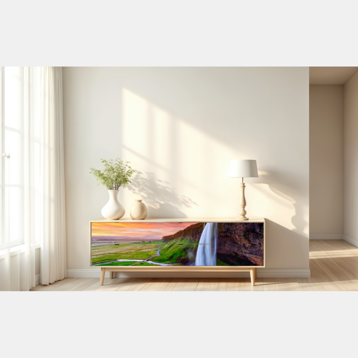 Naklejka repozycjonowalna wodospad Seljalandsfoss o zachodzie słońca – Wallissimo® Naklejka repozycjonowalna wodospad Seljalandsfoss o zachodzie słońca – Wallissimo®