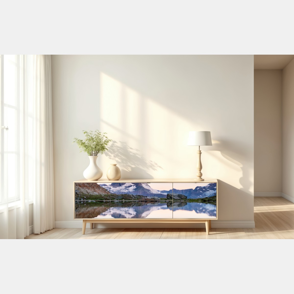 Naklejka repozycjonowalna Matterhorn o wschodzie słońca nad alpejskim jeziorem – Wallissimo® Naklejka repozycjonowalna Matterhorn o wschodzie słońca nad alpejskim jeziorem – Wallissimo®