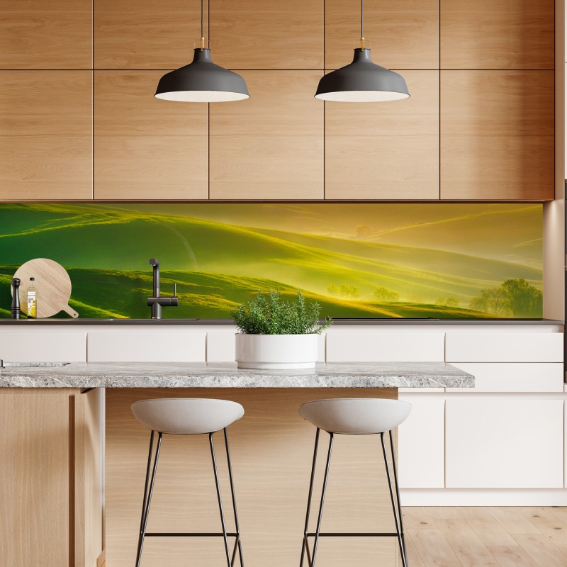 Naklejka repozycjonowalna złoty wschód słońca nad zielonymi falującymi wzgórzami – Wallissimo® Naklejka repozycjonowalna złoty wschód słońca nad zielonymi falującymi wzgórzami – Wallissimo®