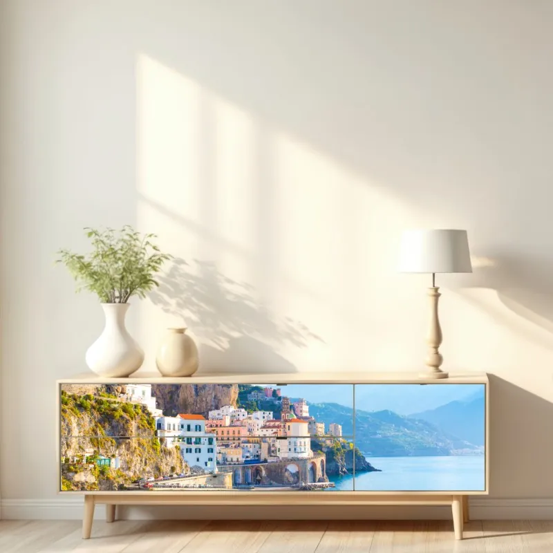 Naklejka repozycjonowalna słoneczna wioska na klifie Wybrzeże Amalfi – Wallissimo® Naklejka repozycjonowalna słoneczna wioska na klifie Wybrzeże Amalfi – Wallissimo®