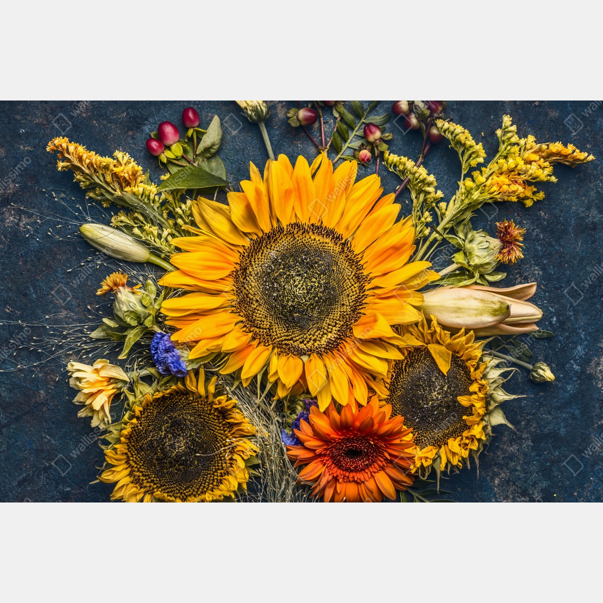 Naklejka repozycjonowalna jesienny bukiet słoneczników na ciemnym rustykalnym tle – Wallissimo® Naklejka repozycjonowalna jesienny bukiet słoneczników na ciemnym rustykalnym tle – Wallissimo®