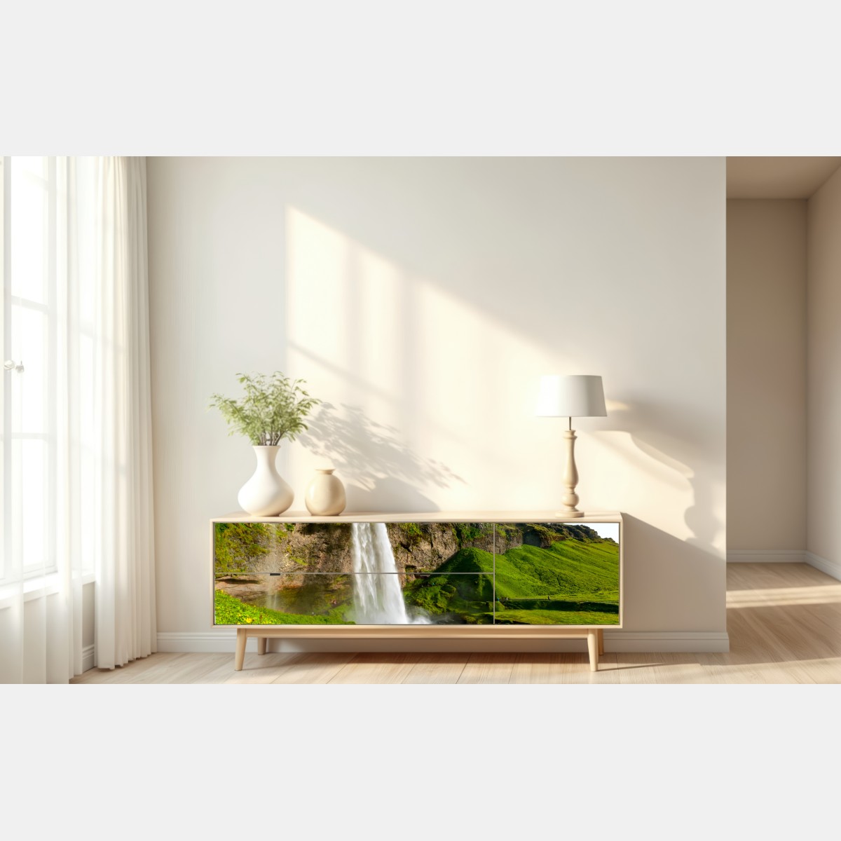 Naklejka repozycjonowalna Seljalandsfoss wodospad na Islandii – Wallissimo® Naklejka repozycjonowalna Seljalandsfoss wodospad na Islandii – Wallissimo®