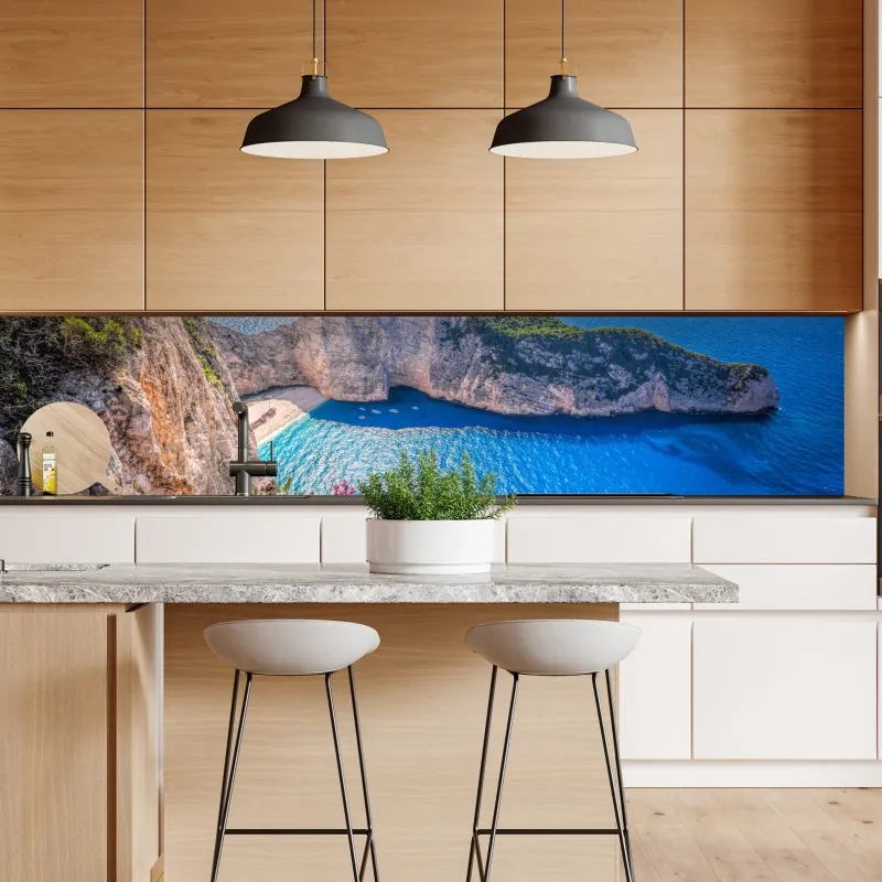 Naklejka repozycjonowalna intensywna różowa fasada z niebieskimi drzwiami – Wallissimo®