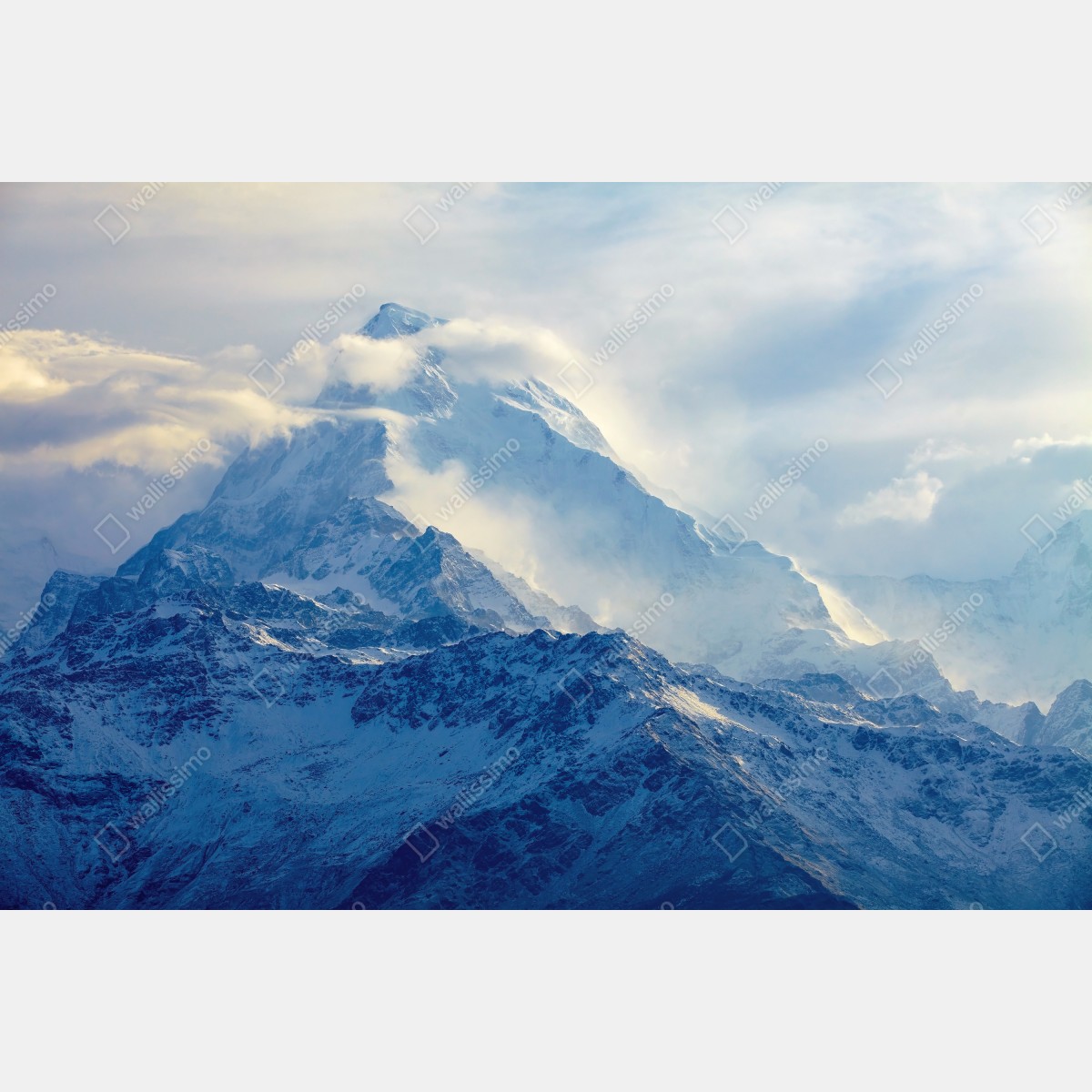 Naklejka repozycjonowalna majestatyczny śnieżny szczyt górski – Wallissimo® Naklejka repozycjonowalna majestatyczny śnieżny szczyt górski – Wallissimo®