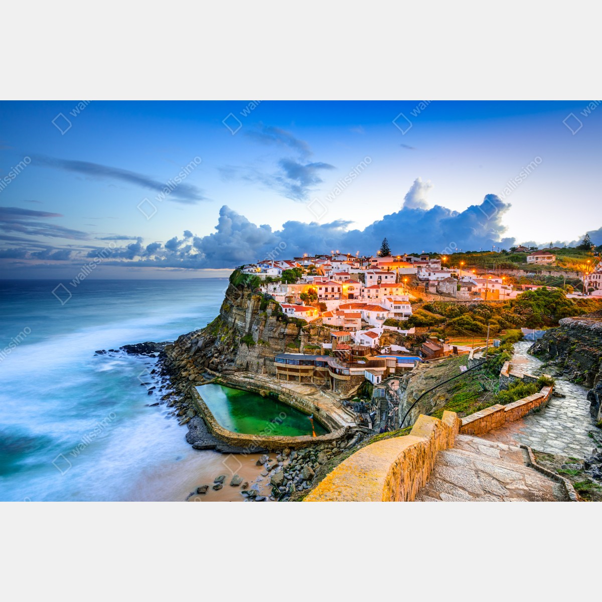 Naklejka repozycjonowalna Azenhas do Mar nadmorska wioska na klifie, Portugalia – Wallissimo® Naklejka repozycjonowalna Azenhas do Mar nadmorska wioska na klifie, Portugalia – Wallissimo®