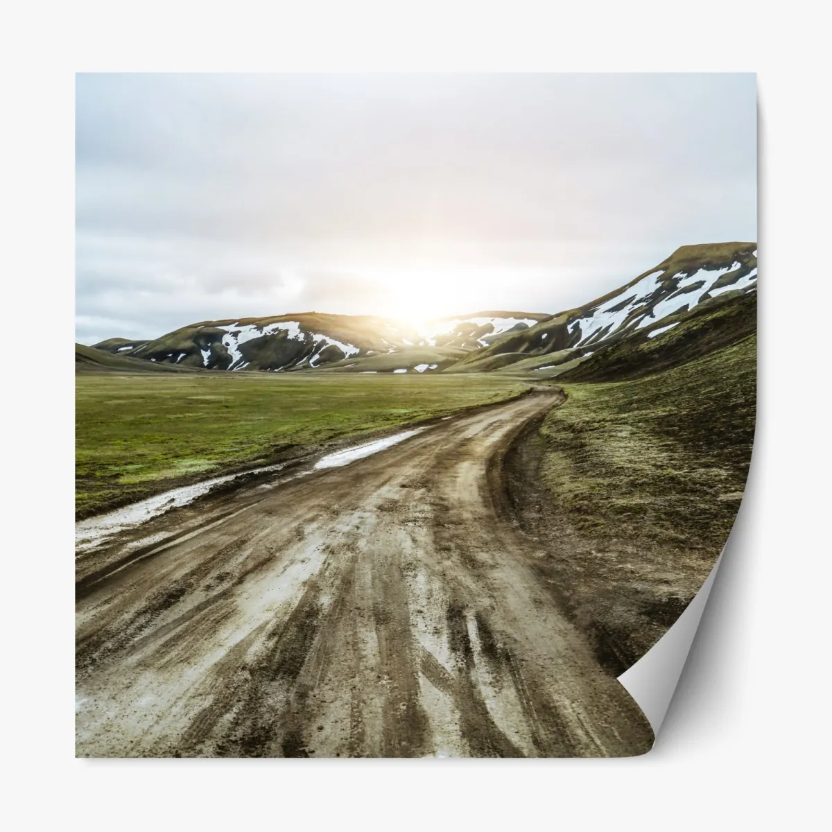 Naklejka repozycjonowalna Landmanalaugar malownicza droga na wyżynie – Wallissimo® Naklejka repozycjonowalna Landmanalaugar malownicza droga na wyżynie – Wallissimo®