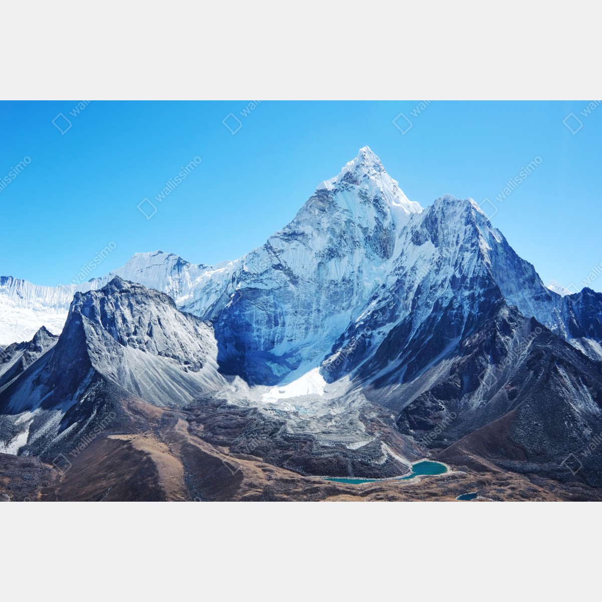 Naklejka repozycjonowalna majestatyczny ośnieżony szczyt górski – Wallissimo® Naklejka repozycjonowalna majestatyczny ośnieżony szczyt górski – Wallissimo®