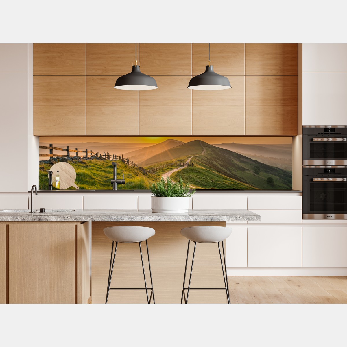 Naklejka repozycjonowalna wschód słońca nad zielonymi pagórkami – Wallissimo® Naklejka repozycjonowalna wschód słońca nad zielonymi pagórkami – Wallissimo®