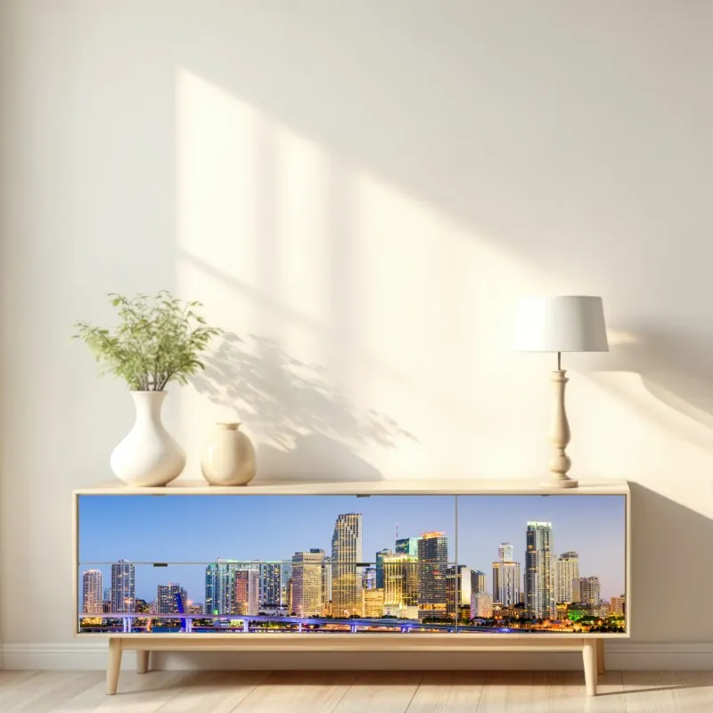 Naklejka repozycjonowalna mglisty las w odcieniach szarości – Wallissimo®