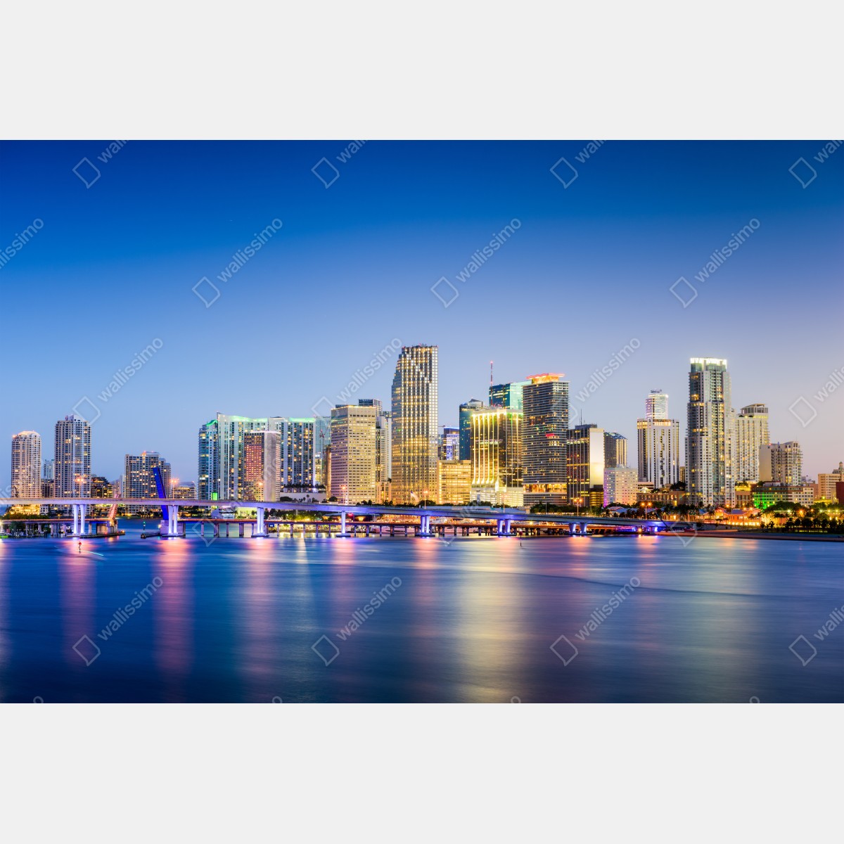 Naklejka repozycjonowalna Miami panorama miasta o zmierzchu – Wallissimo® Naklejka repozycjonowalna Miami panorama miasta o zmierzchu – Wallissimo®