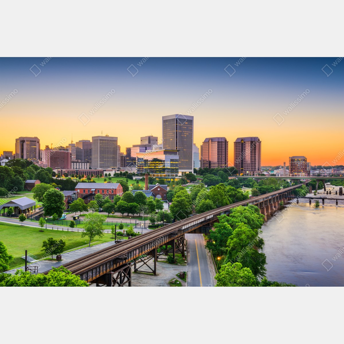 Naklejka repozycjonowalna panorama Richmond o zachodzie słońca – Wallissimo® Naklejka repozycjonowalna panorama Richmond o zachodzie słońca – Wallissimo®