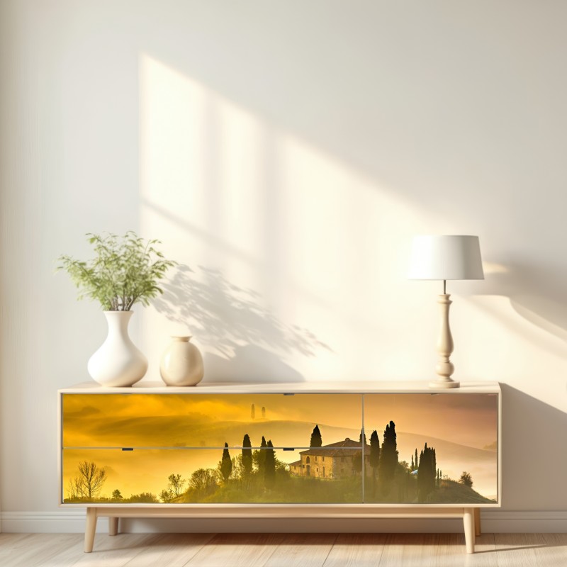 Naklejka repozycjonowalna Toskania o świcie nad złotymi wzgórzami – Wallissimo® Naklejka repozycjonowalna Toskania o świcie nad złotymi wzgórzami – Wallissimo®