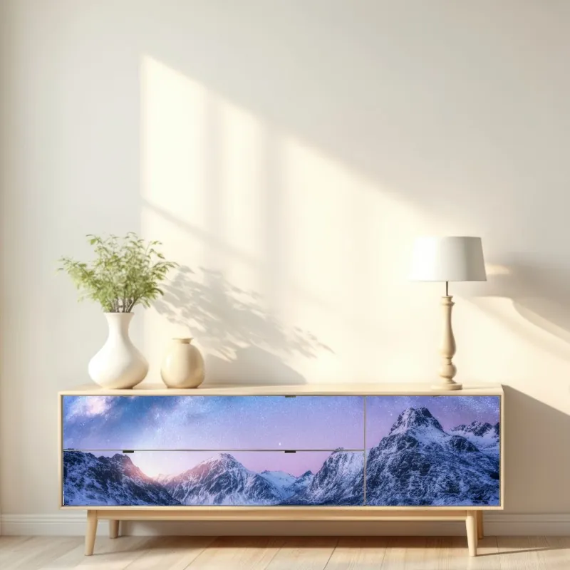 Naklejka repozycjonowalna spokojna arktyczna noc w górach pod drogą mleczną – Wallissimo® Naklejka repozycjonowalna spokojna arktyczna noc w górach pod drogą mleczną – Wallissimo®