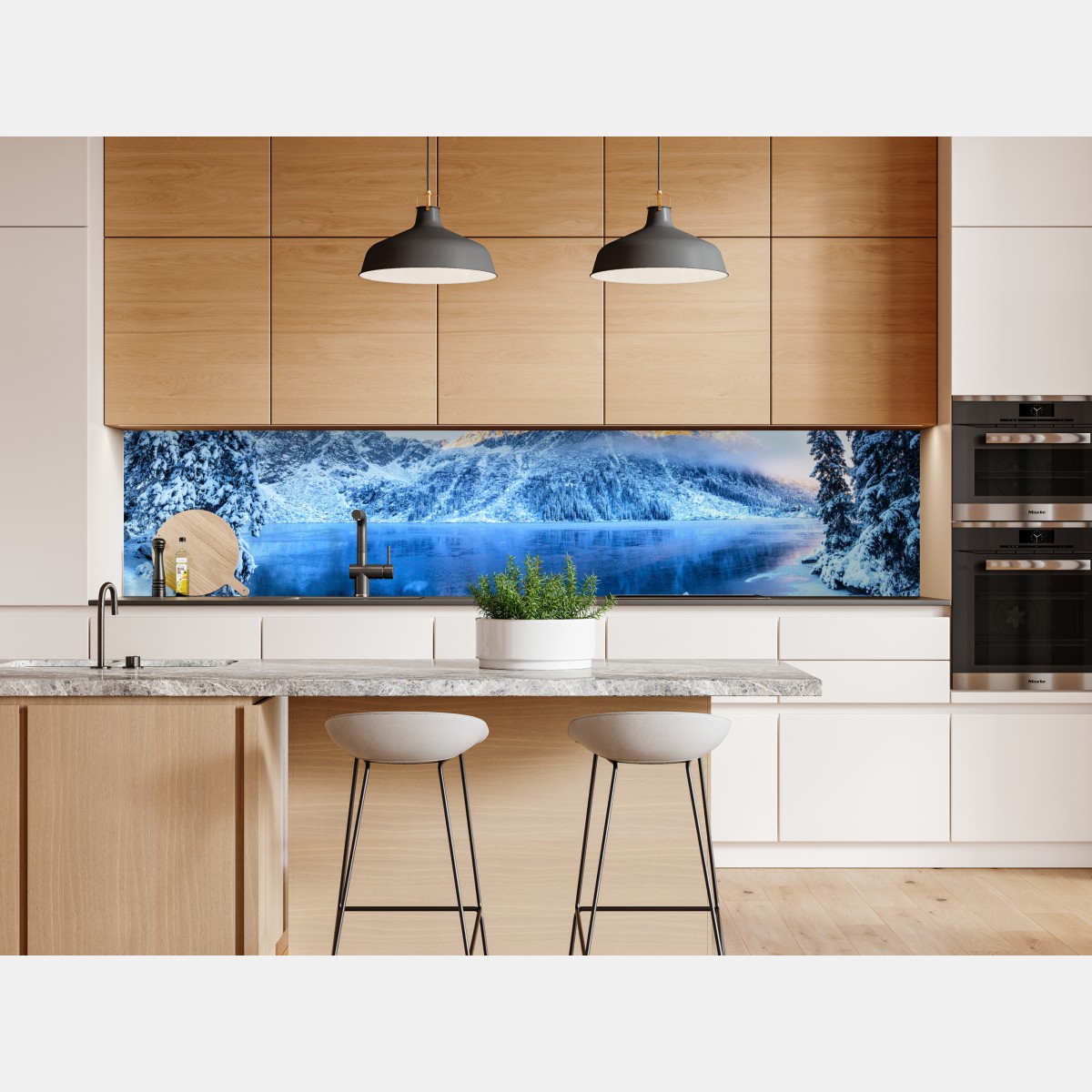 Naklejka repozycjonowalna zimowy wschód słońca nad zamarzniętym górskim jeziorem – Wallissimo® Naklejka repozycjonowalna zimowy wschód słońca nad zamarzniętym górskim jeziorem – Wallissimo®