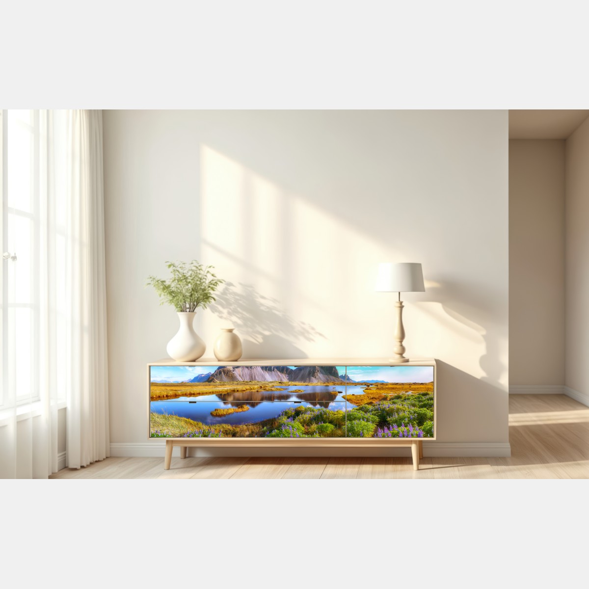 Naklejka repozycjonowalna łąka łubinów przy Vestrahorn, Islandia – Wallissimo® Naklejka repozycjonowalna łąka łubinów przy Vestrahorn, Islandia – Wallissimo®