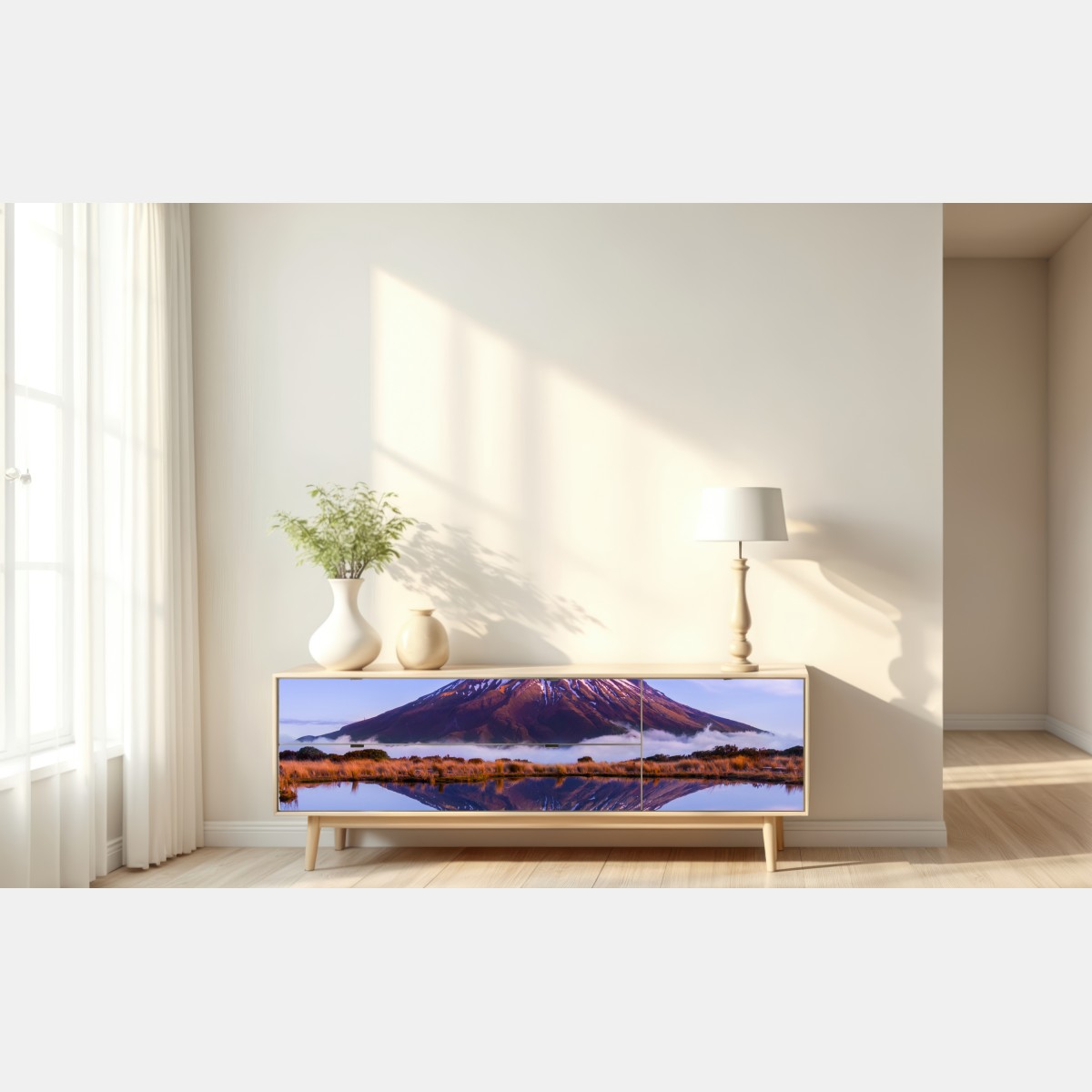 Naklejka repozycjonowalna majestatyczne odbicie góry o wschodzie słońca – Wallissimo® Naklejka repozycjonowalna majestatyczne odbicie góry o wschodzie słońca – Wallissimo®