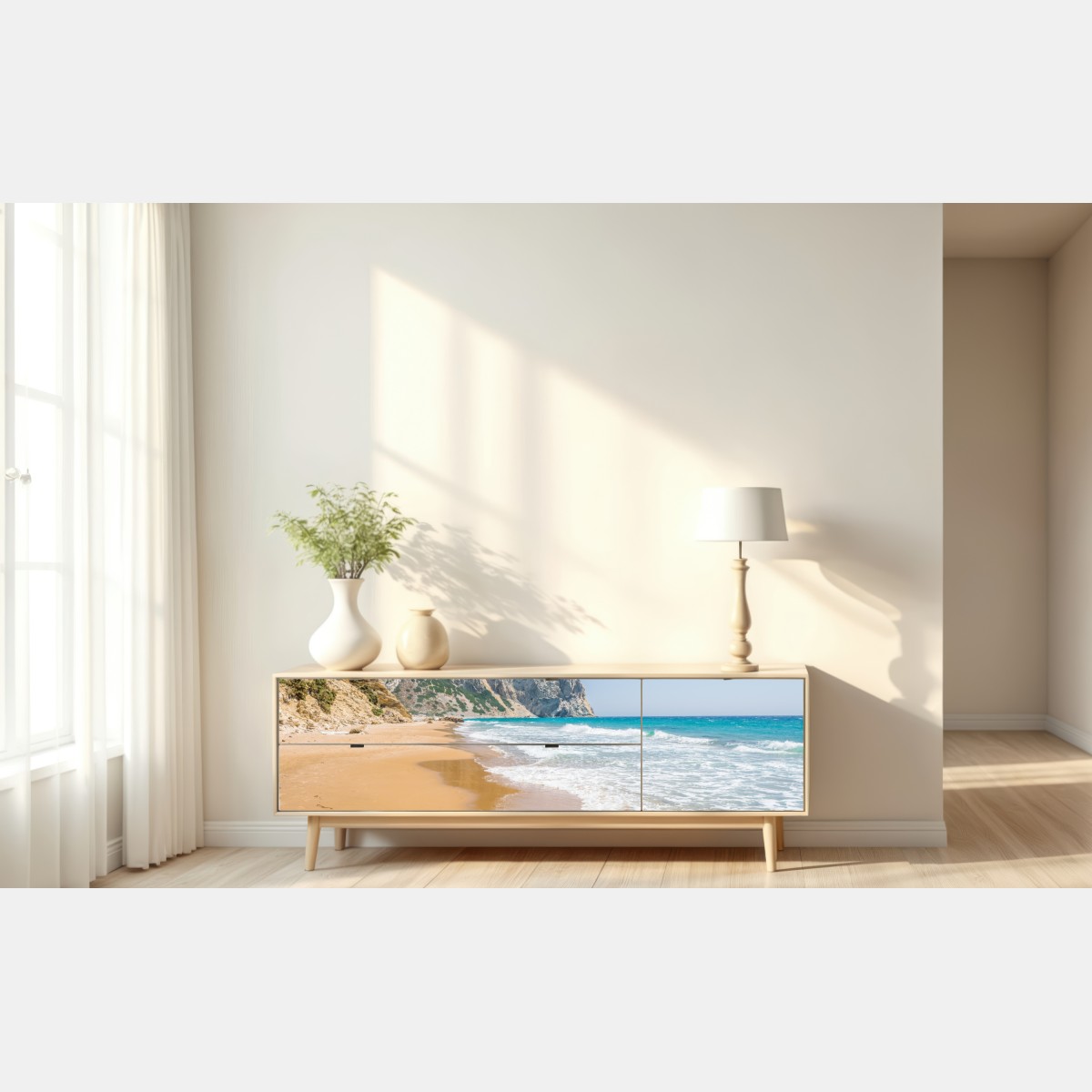 Naklejka repozycjonowalna słoneczna turkusowa plaża z klifami – Wallissimo® Naklejka repozycjonowalna słoneczna turkusowa plaża z klifami – Wallissimo®