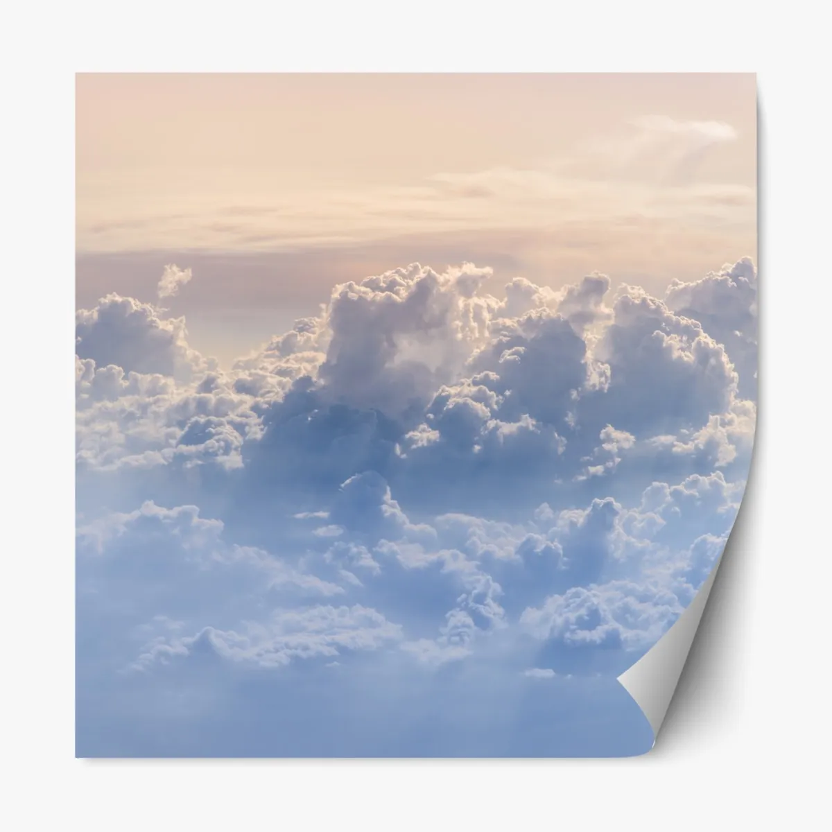 Naklejka repozycjonowalna delikatne chmury nad błękitnym niebem – Wallissimo® Naklejka repozycjonowalna delikatne chmury nad błękitnym niebem – Wallissimo®
