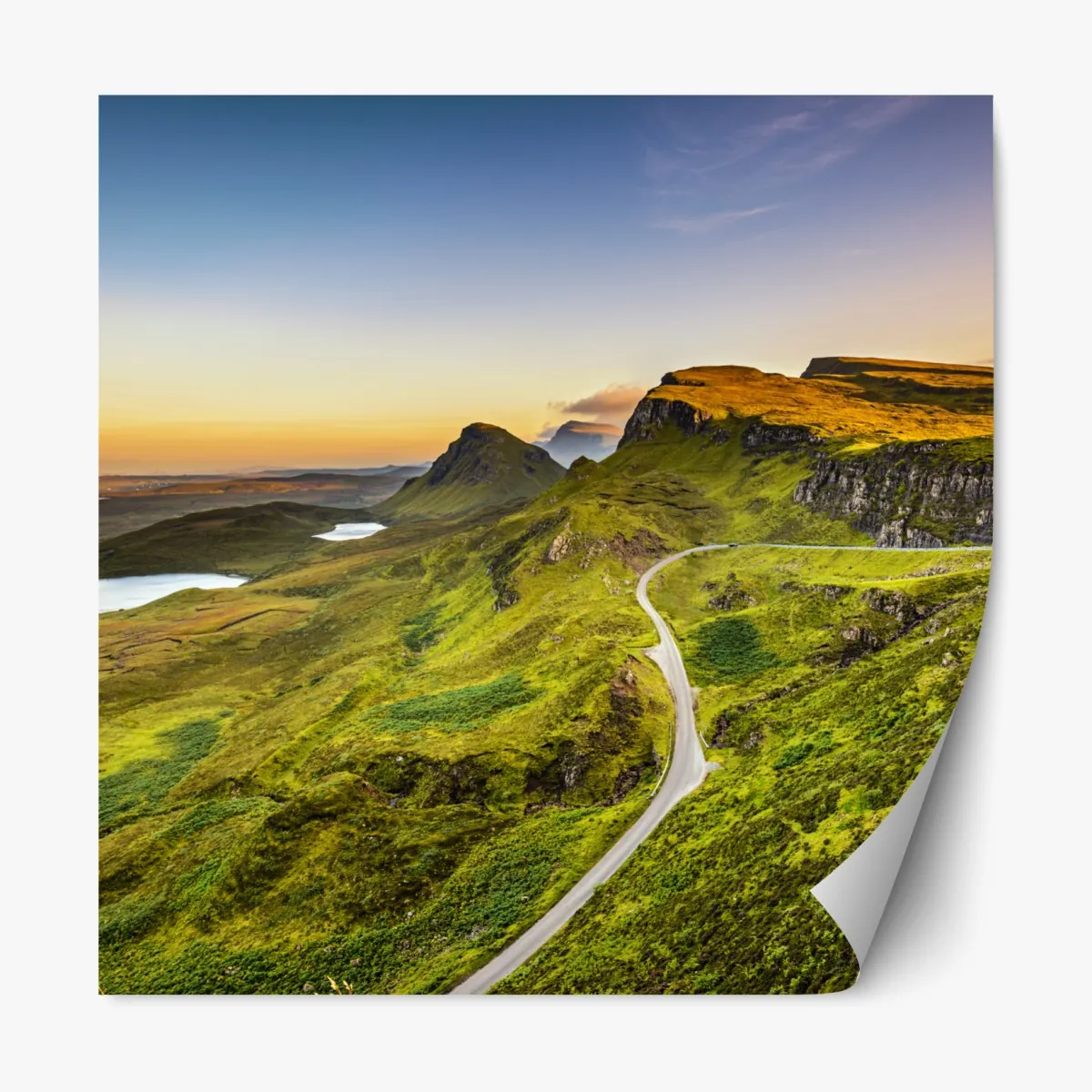 Naklejka repozycjonowalna zachód słońca nad Quiraing, Isle of Skye – Wallissimo® Naklejka repozycjonowalna zachód słońca nad Quiraing, Isle of Skye – Wallissimo®