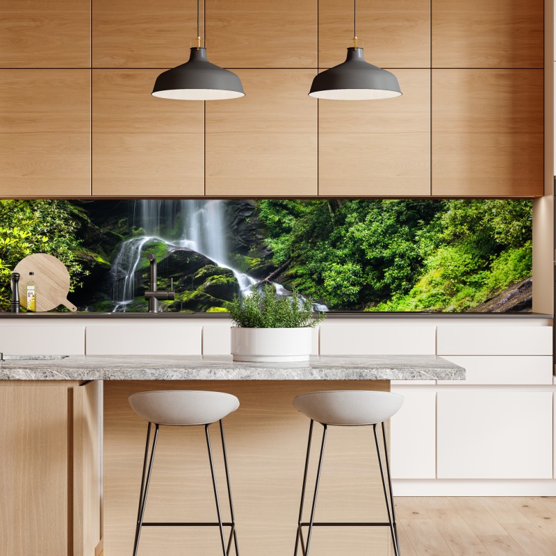 Naklejka repozycjonowalna spokojny wodospad w lesie – Wallissimo® Naklejka repozycjonowalna spokojny wodospad w lesie – Wallissimo®