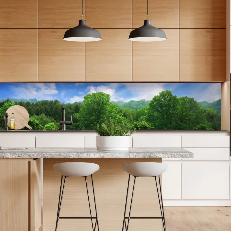 Naklejka repozycjonowalna letni zielony las pod niebieskim niebem – Wallissimo® Naklejka repozycjonowalna letni zielony las pod niebieskim niebem – Wallissimo®