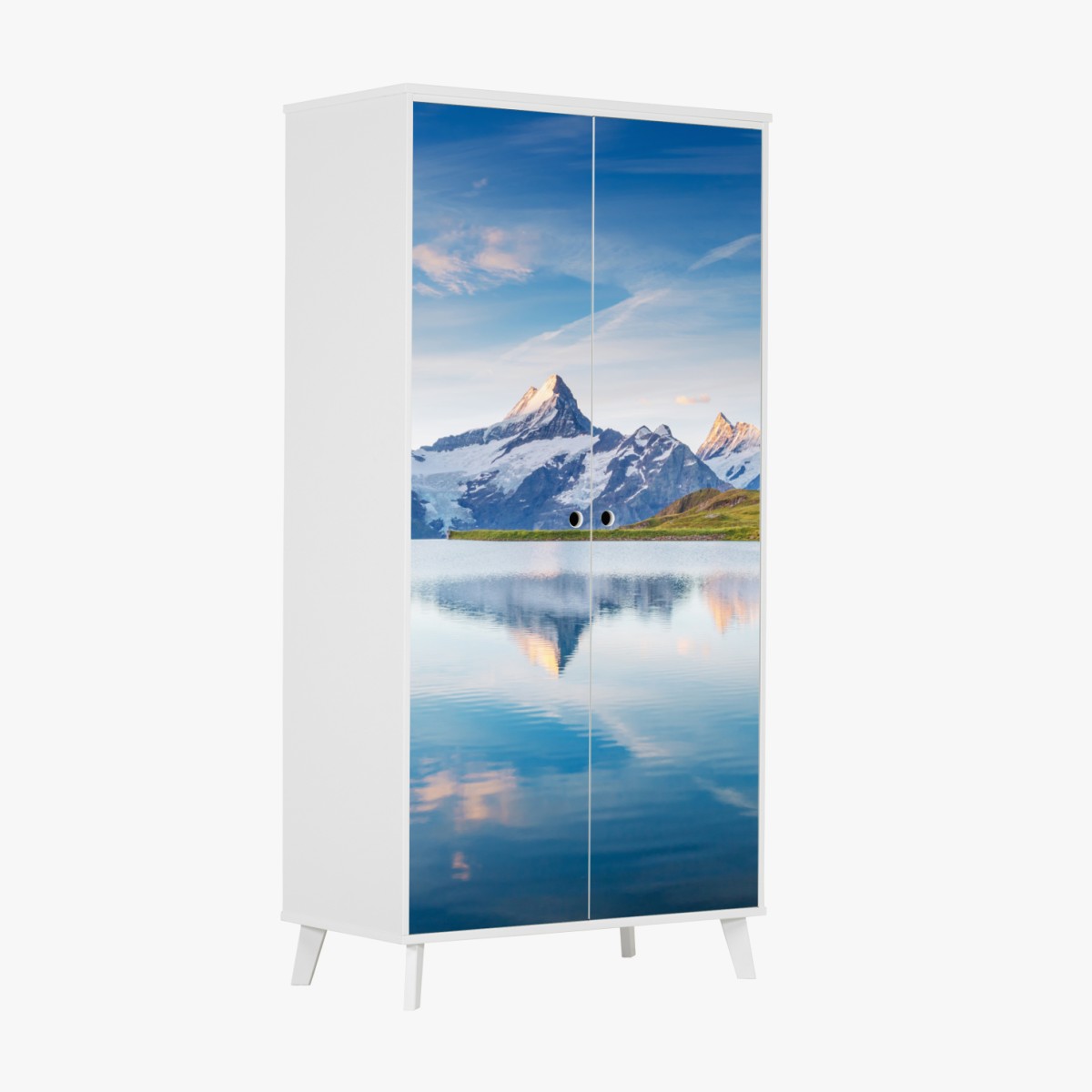 Wardrobe sticker majestic Alps reflection at Bachalpsee