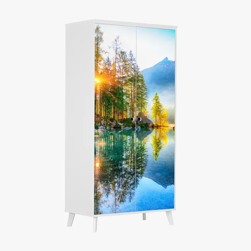 Naklejka na szafę jesienna mgła nad górskim lasem – Wallissimo®