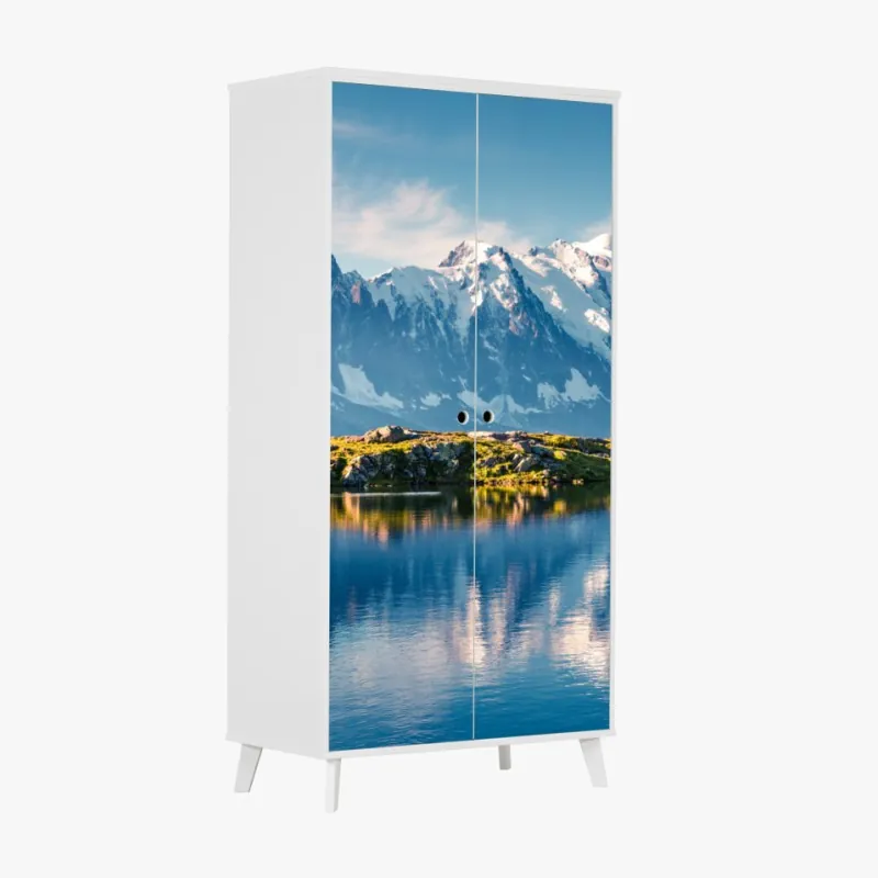 Naklejka na szafę biały marmur ze złotymi żyłkami – Wallissimo®