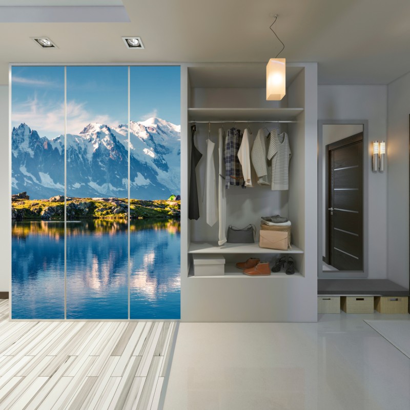 Naklejka na szafę panorama Mont Blanc odbita w Lac Blanc – Wallissimo® Naklejka na szafę panorama Mont Blanc odbita w Lac Blanc – Wallissimo®