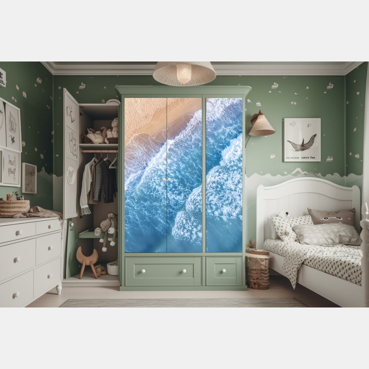 Naklejka na szafę widok z lotu ptaka na turkusowe fale i piaszczystą plażę – Wallissimo® Naklejka na szafę widok z lotu ptaka na turkusowe fale i piaszczystą plażę – Wallissimo®