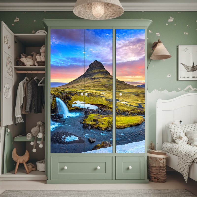 Naklejka na szafę Kirkjufell wschód słońca górski pejzaż – Wallissimo® Naklejka na szafę Kirkjufell wschód słońca górski pejzaż – Wallissimo®