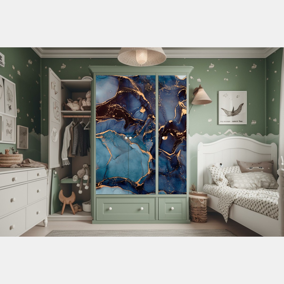 Naklejka na szafę głębokie oceaniczne błękity ze złotymi żyłami – Wallissimo® Naklejka na szafę głębokie oceaniczne błękity ze złotymi żyłami – Wallissimo®
