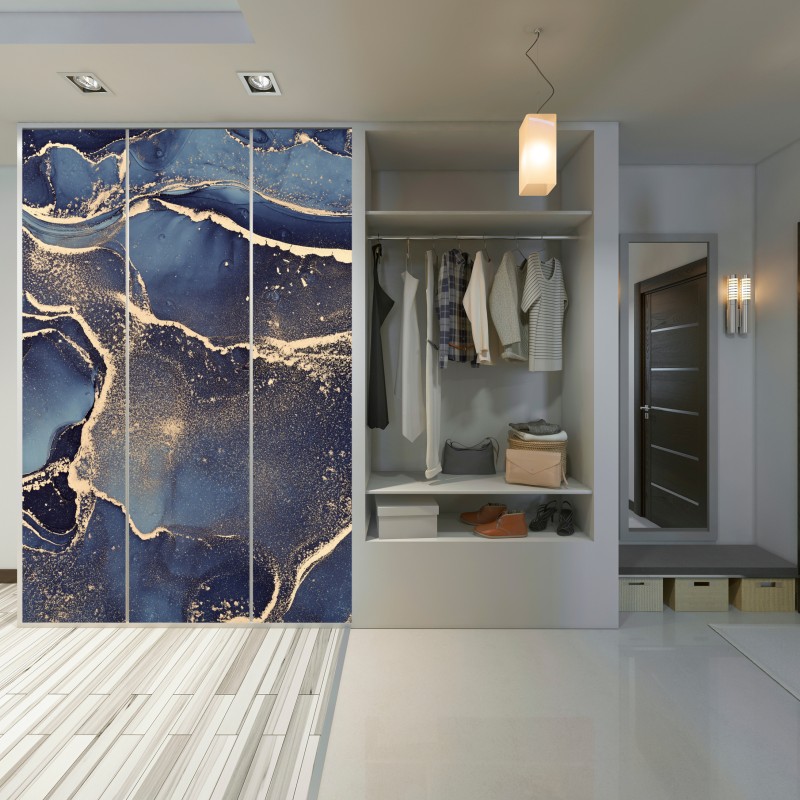 Naklejka na szafę senny abstrakcyjny motyw w granacie i złocie – Wallissimo® Naklejka na szafę senny abstrakcyjny motyw w granacie i złocie – Wallissimo®