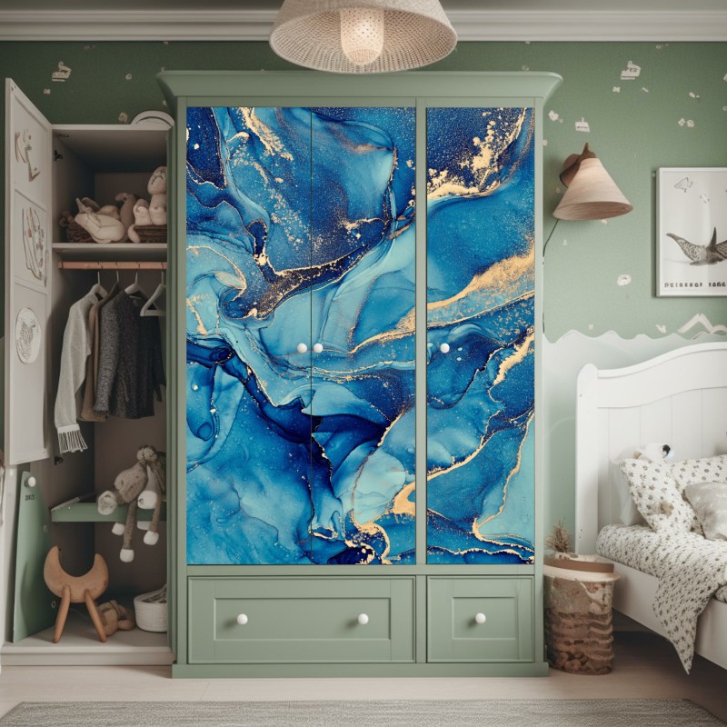 Naklejka na szafę oceaniczny błękit i złote zawirowania – Wallissimo® Naklejka na szafę oceaniczny błękit i złote zawirowania – Wallissimo®