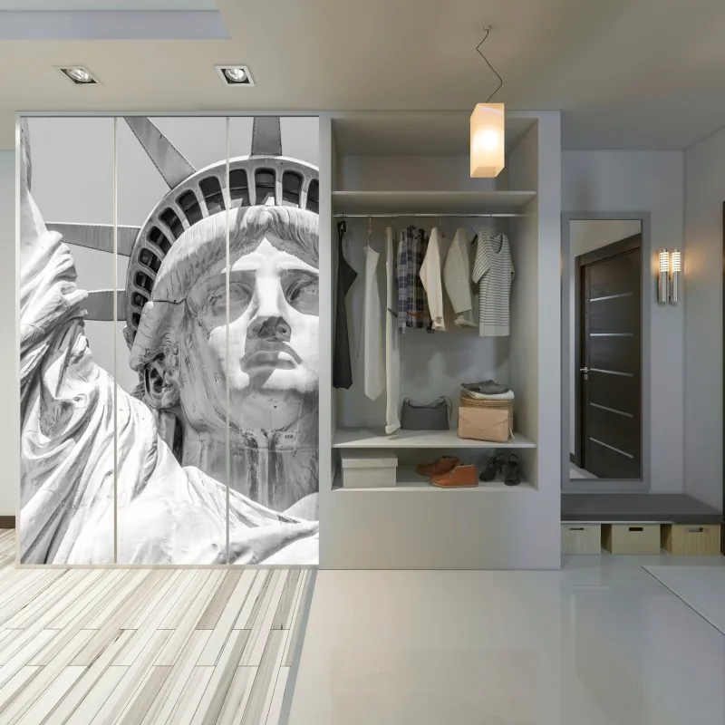 Naklejka na szafę złote Wat Arun o zmierzchu – Wallissimo®