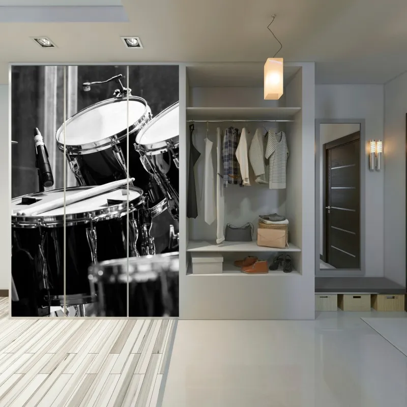 Naklejka na szafę beżowa tekstura marmuru z białymi żyłami – Wallissimo®