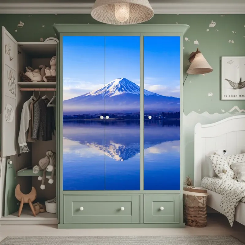 Naklejka na szafę złote tropikalne liście na beżowym tle – Wallissimo®