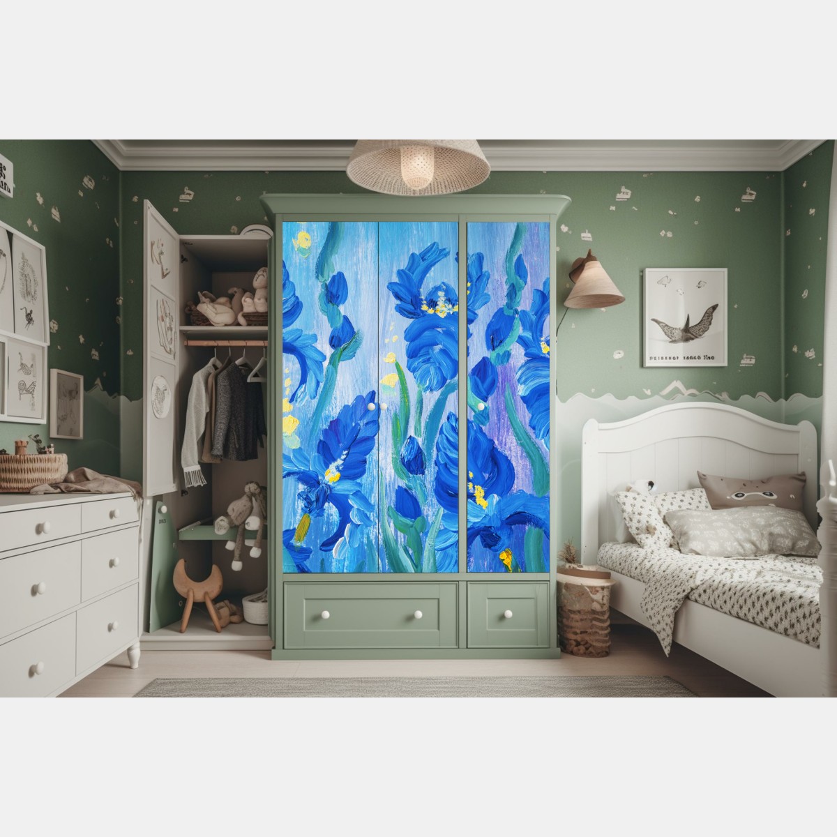 Naklejka na szafę żywy niebieski bukiet irysów – Wallissimo® Naklejka na szafę żywy niebieski bukiet irysów – Wallissimo®