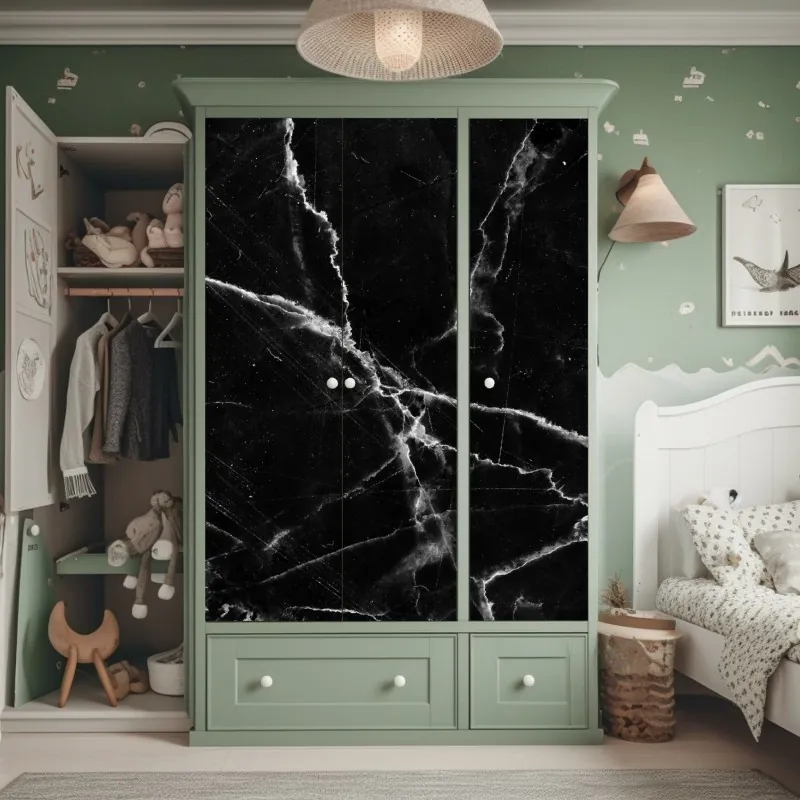 Naklejka na szafę ścieżka przez bujną dżunglę – Wallissimo®