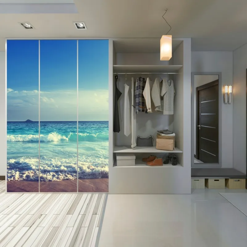 Naklejka na szafę tropikalna plaża z palmami pod błękitnym niebem – Wallissimo®