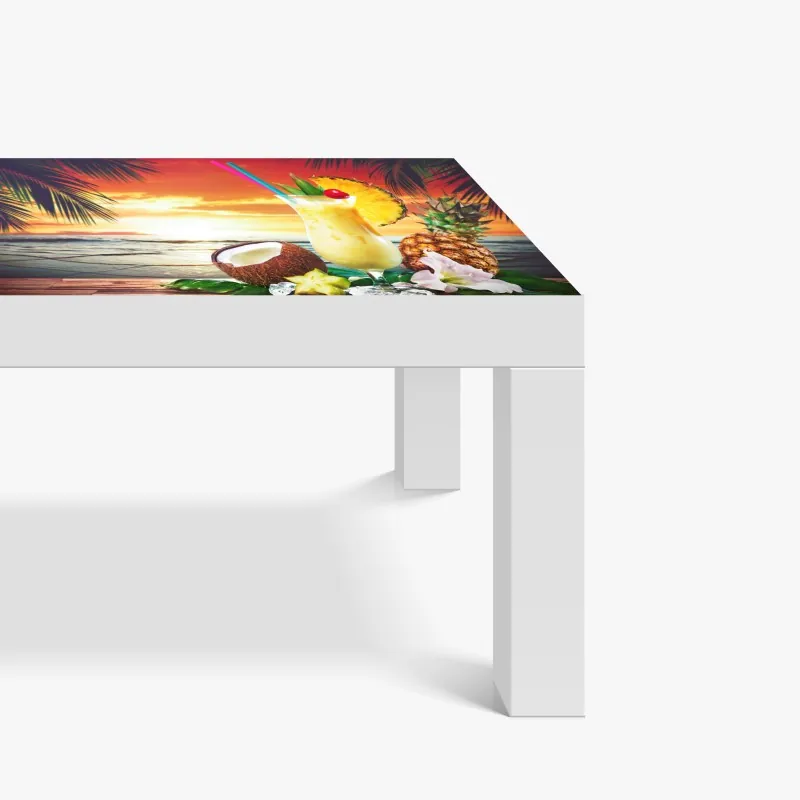 Naklejka na biurko i stół czarno-biała abstrakcja ze złotymi żyłami – Wallissimo®