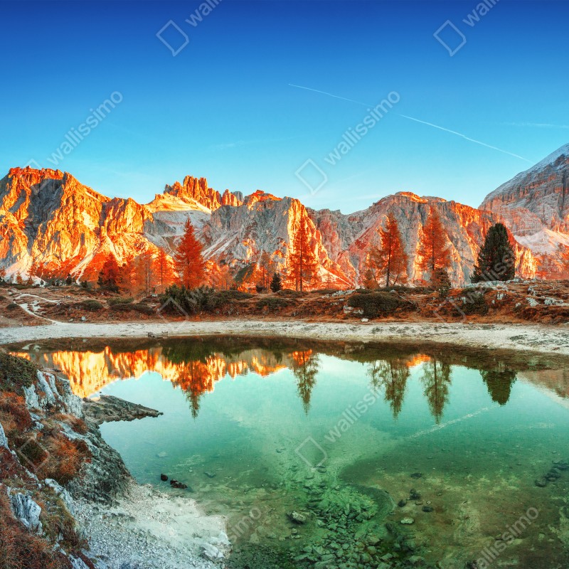 Naklejka na biurko i stół alpejski wschód słońca nad górskim jeziorem – Wallissimo® Naklejka na biurko i stół alpejski wschód słońca nad górskim jeziorem – Wallissimo®