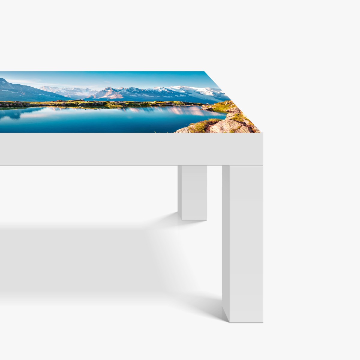 Naklejka na biurko i stół Lac Blanc z widokiem na Mont Blanc – Wallissimo® Naklejka na biurko i stół Lac Blanc z widokiem na Mont Blanc – Wallissimo®