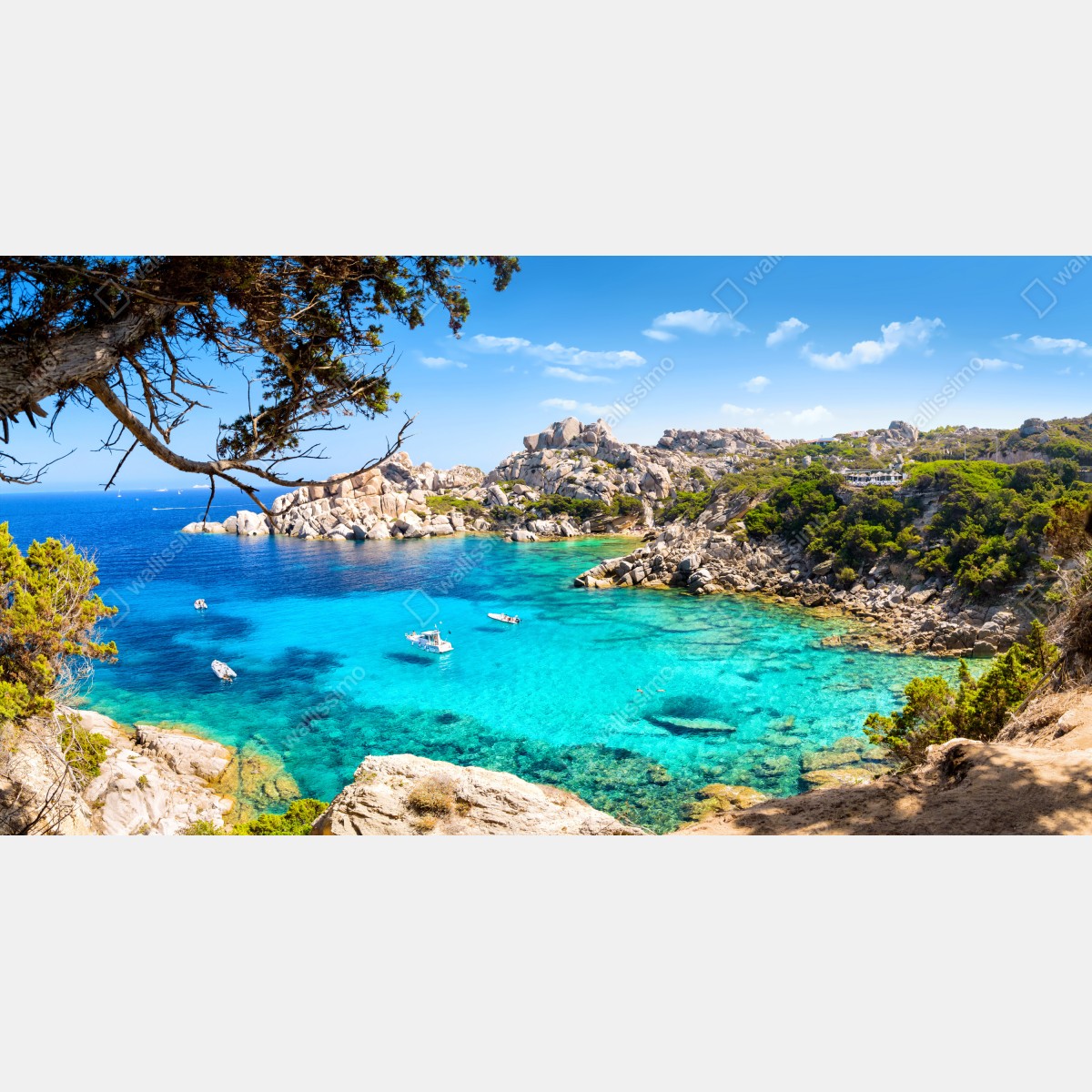 Naklejka na biurko i stół turkusowa zatoka nad skalistym wybrzeżem – Wallissimo® Naklejka na biurko i stół turkusowa zatoka nad skalistym wybrzeżem – Wallissimo®